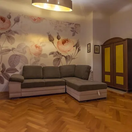 Galerija Et Netflix Old * Lublaň
